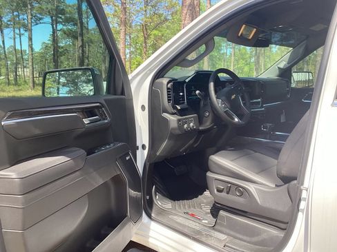 New 2026 Chevrolet Silverado 1500 LTZ AWD/4WD image 9