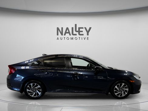 Used 2017 Honda Civic EX image 6