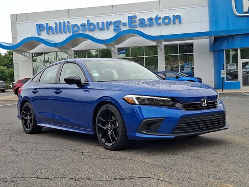 Used 2024 Honda Civic Sport image 1