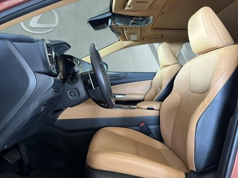 Certified 2025 Lexus NX 350 AWD w/ Premium Package image 7