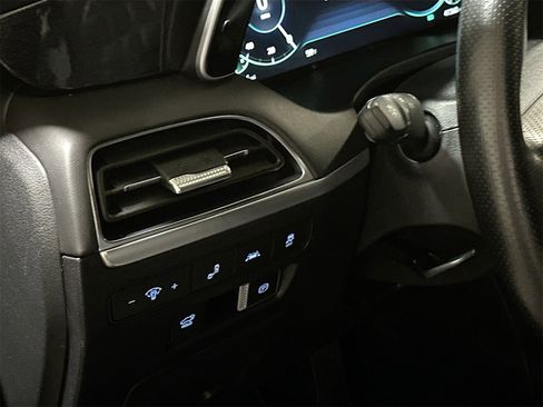 Used 2022 Hyundai Palisade Calligraphy w/ Winter Package image 10