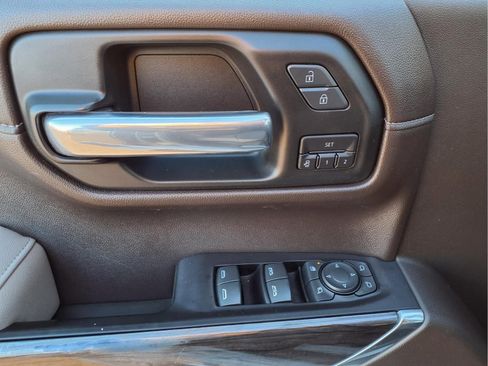 Used 2019 Chevrolet Silverado 1500 LTZ w/ LTZ Plus Package image 18