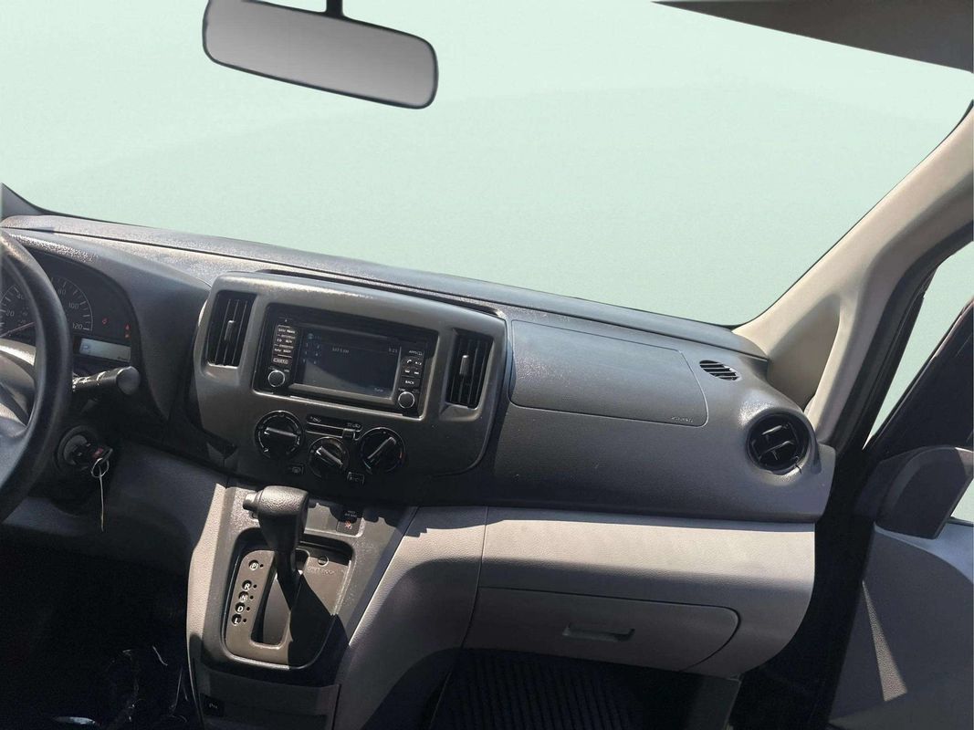 Used 2015 Nissan NV200 SV w/ Technology Package FWD image 10