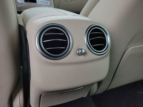 Used 2023 Mercedes-Benz E 350 Sedan image 13