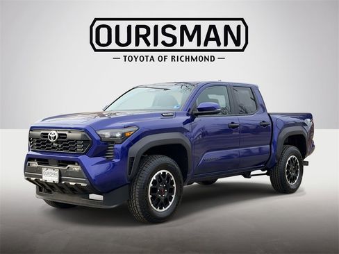 Used 2025 Toyota Tacoma TRD Off-Road image 24