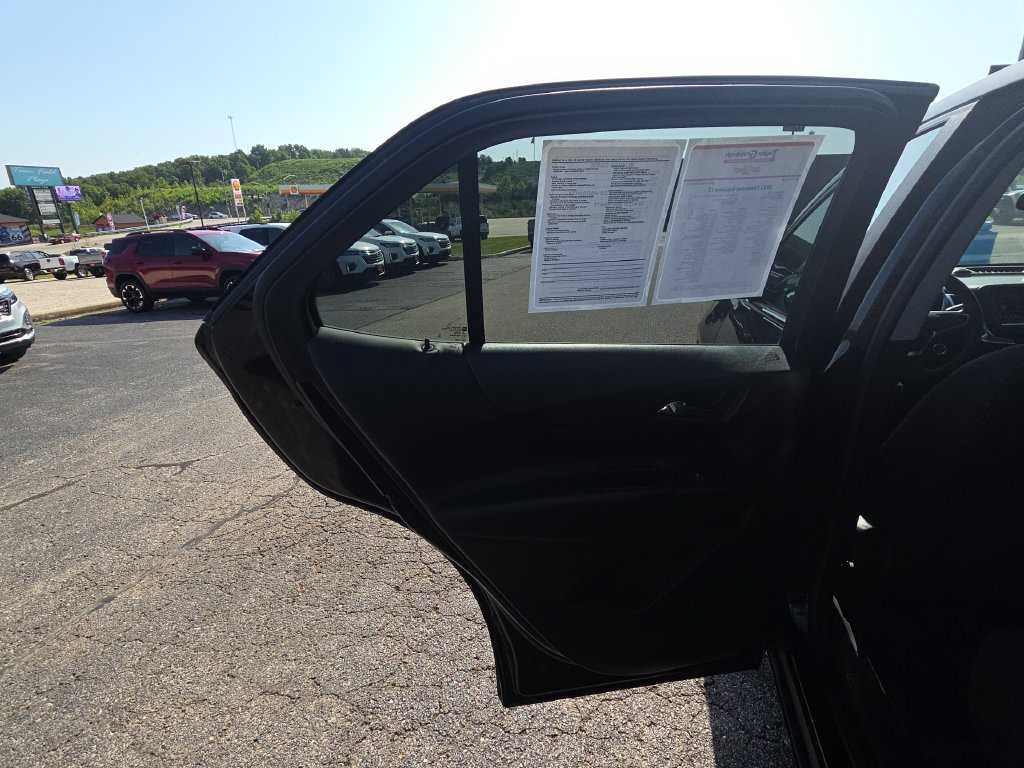 Used 2022 Chevrolet Equinox LT FWD image 26
