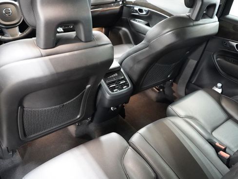 Used 2018 Volvo XC90 T6 Momentum w/ Convenience Package AWD/4WD image 15