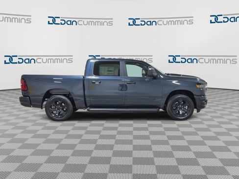 New 2026 RAM 1500 Express AWD/4WD image 9