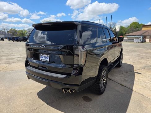 Used 2025 Chevrolet Tahoe Z71 w/ Comfort Package image 8