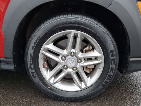 Used 2019 Hyundai Kona SE image 8