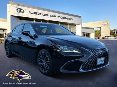 Certified 2023 Lexus ES 350 w/ Premium Package