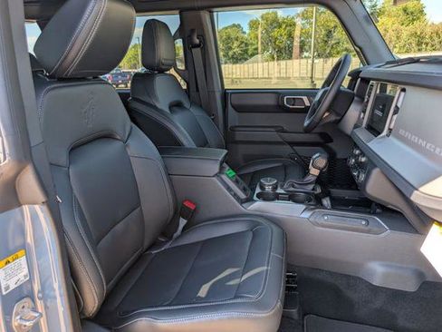 New 2025 Ford Bronco Outer Banks image 25