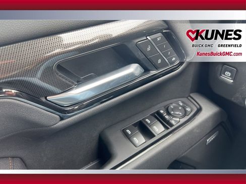 New 2026 GMC Sierra 3500 AT4 w/ AT4 Premium Plus Package AWD/4WD image 23
