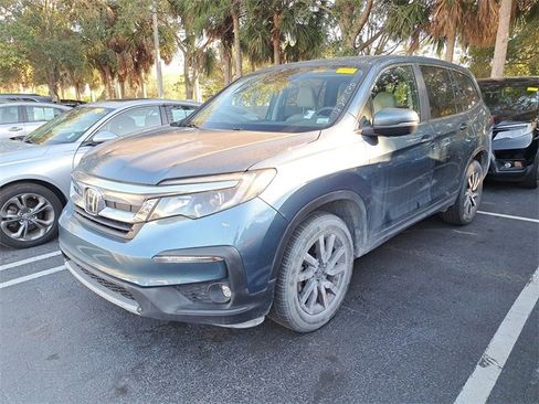 Used 2021 Honda Pilot EX image 3