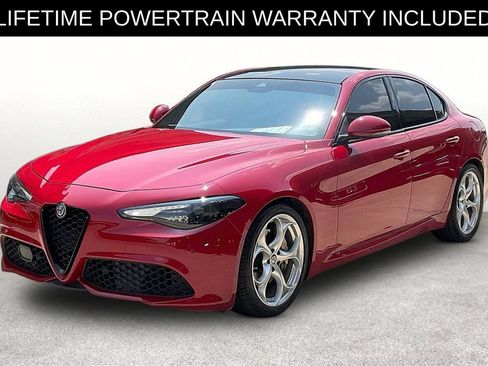 Used 2021 Alfa Romeo Giulia Ti Sport RWD image 9