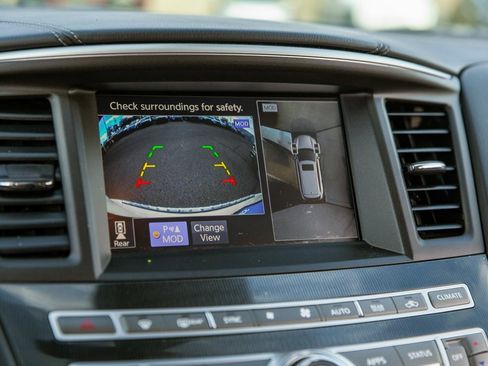 Used 2019 INFINITI QX60 Luxe w/ Essential Package image 17