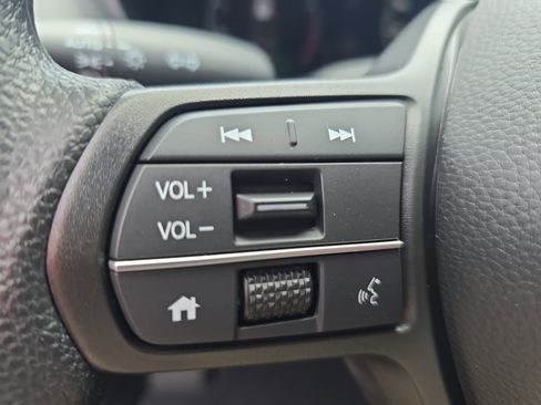 New 2026 Honda HR-V LX image 16