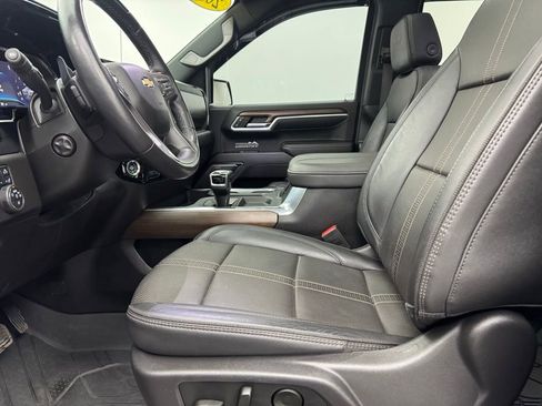 Used 2024 Chevrolet Silverado 1500 High Country AWD/4WD image 19