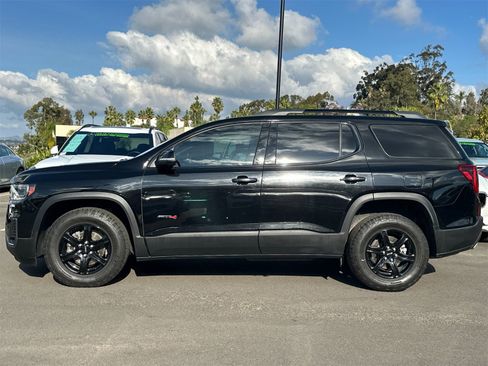 Used 2023 GMC Acadia AT4 w/ Technology Package image 6