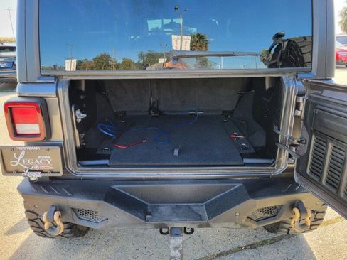Used 2020 Jeep Wrangler Unlimited Sport image 7