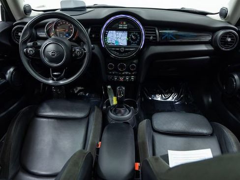 Used 2020 MINI Cooper S image 22