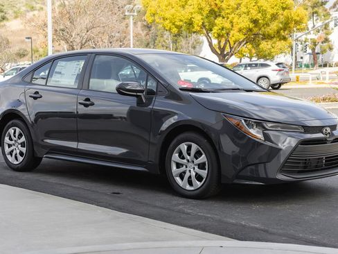 New 2026 Toyota Corolla LE FWD image 3