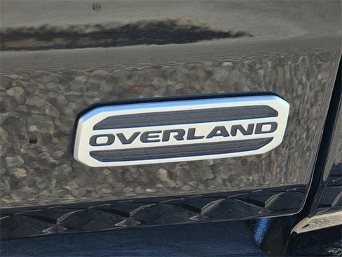 Used 2020 Jeep Gladiator Overland image 35