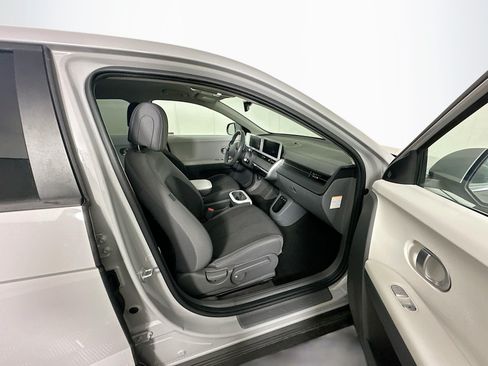 Used 2024 Hyundai Ioniq 5 SEL RWD image 31