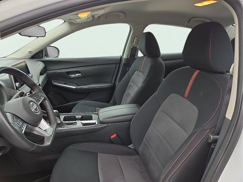 Used 2024 Nissan Sentra SR FWD image 12