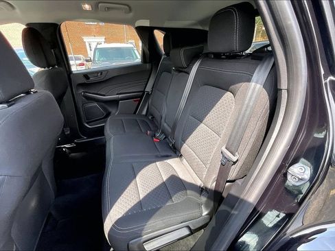 Used 2020 Ford Explorer XLT w/ Equipment Group 202A AWD/4WD image 25