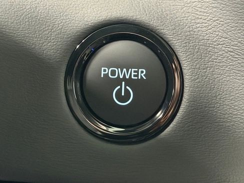 New 2026 Toyota Tundra Platinum AWD/4WD image 25