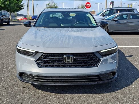 Used 2025 Honda Accord SE image 2