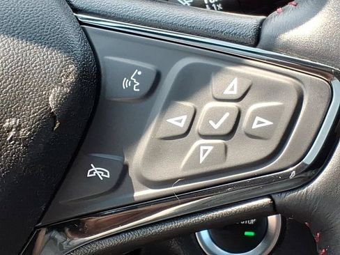 Used 2022 Chevrolet Equinox RS w/ RS Leather Package AWD/4WD image 25
