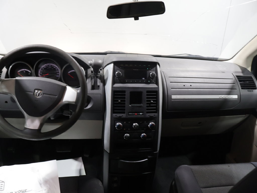 Used 2009 Dodge Grand Caravan SE w/ Climate Group FWD image 24