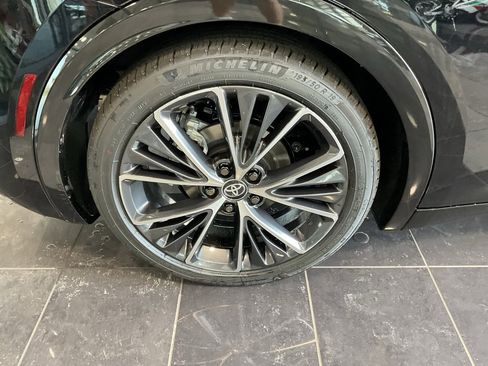 New 2026 Toyota Prius XLE image 8