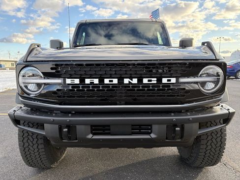 New 2025 Ford Bronco Badlands w/ Sasquatch Package image 37