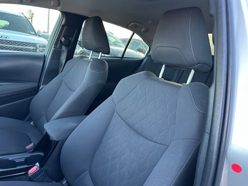 Used 2022 Toyota Corolla LE image 12