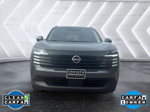 Used 2025 Nissan Kicks SR image 2