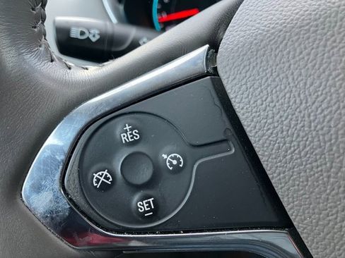 Used 2019 Chevrolet Traverse LT w/ LPO, Floor Liner Package image 2