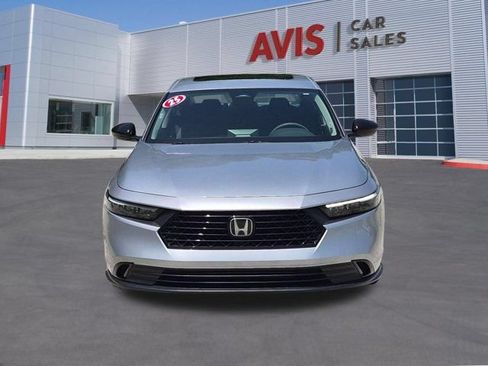Used 2025 Honda Accord SE image 2