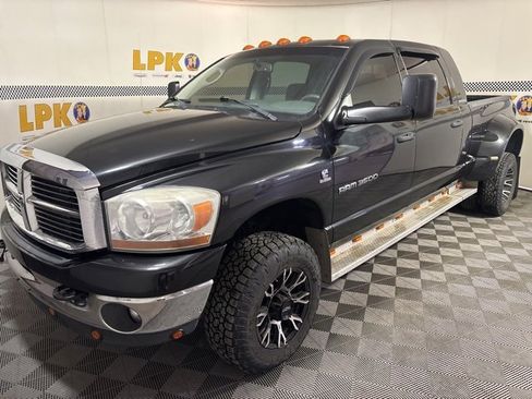 Used 2006 Dodge Ram 3500 Truck SLT w/ Light Group image 7