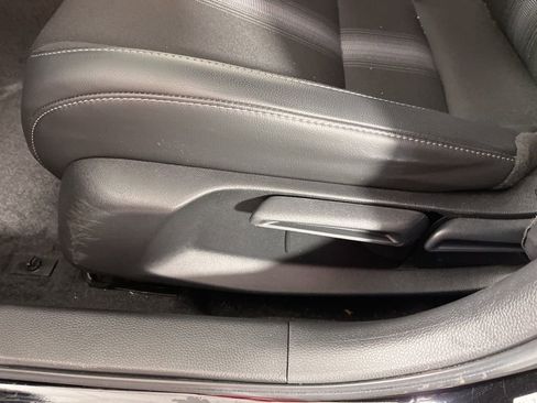 Certified 2025 Honda Civic Sport image 22