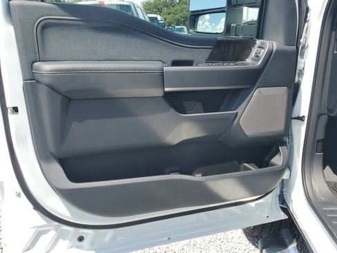 New 2026 Ford F350 Lariat w/ Chrome Package image 16