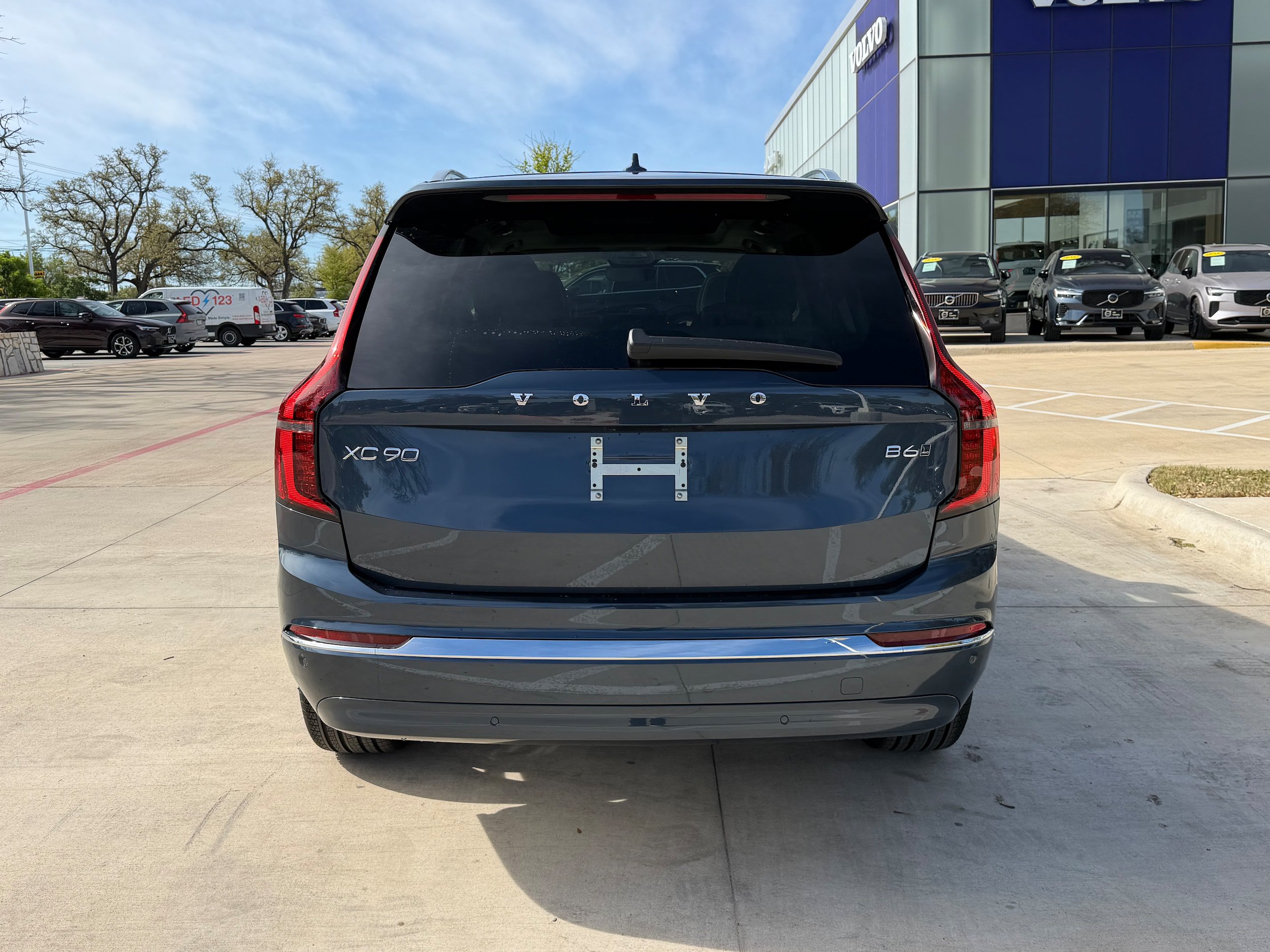 New 2026 Volvo XC90 B6 Ultra w/ Protection Package AWD/4WD image 5