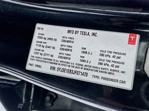 Used 2018 Tesla Model 3 Long Range image 45