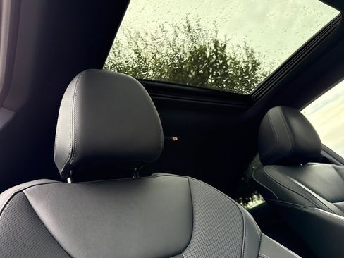 Certified 2023 BMW 230i Coupe w/ Convenience Package image 20