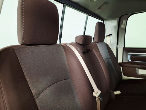 Used 2018 RAM 1500 Big Horn RWD image 12