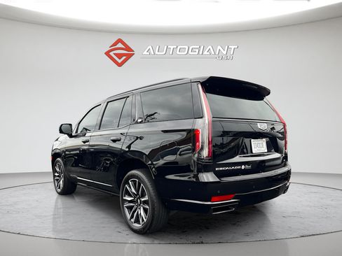Used 2021 Cadillac Escalade Sport RWD image 5