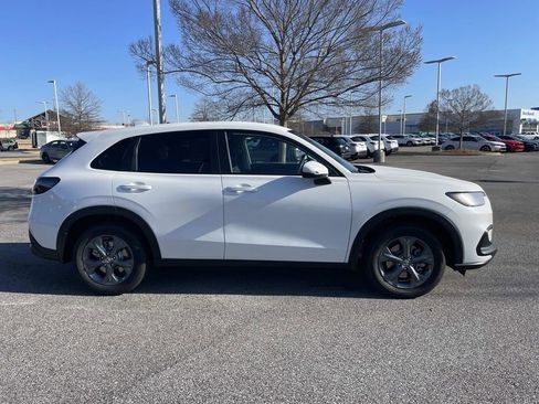 New 2026 Honda HR-V LX image 2