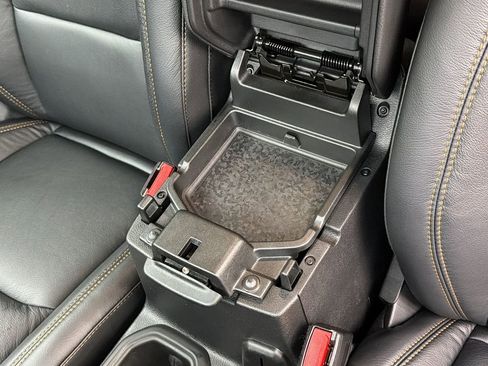 Used 2025 Jeep Wrangler Unlimited Sahara w/ Safety Group image 26